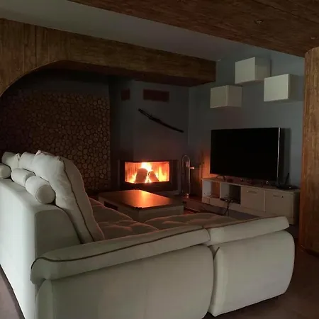 Casafamiglia Βίλα