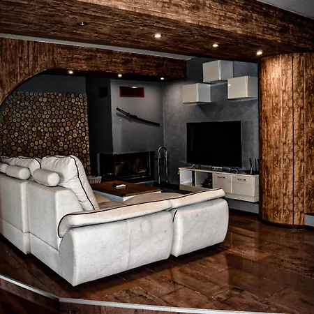 Casafamiglia Βίλα *