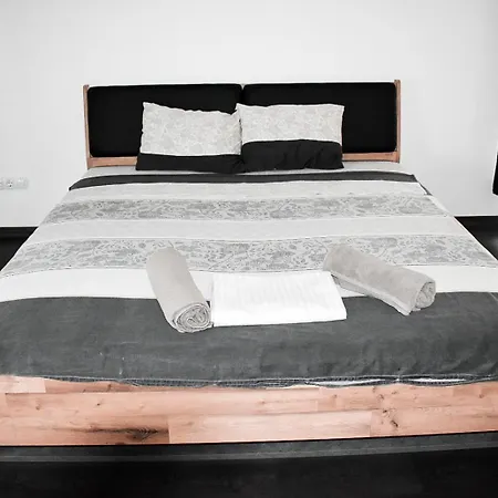 Casafamiglia Prolesha