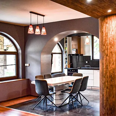 Βίλα Casafamiglia