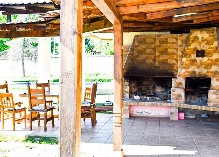 Villa Casafamiglia Prolesha