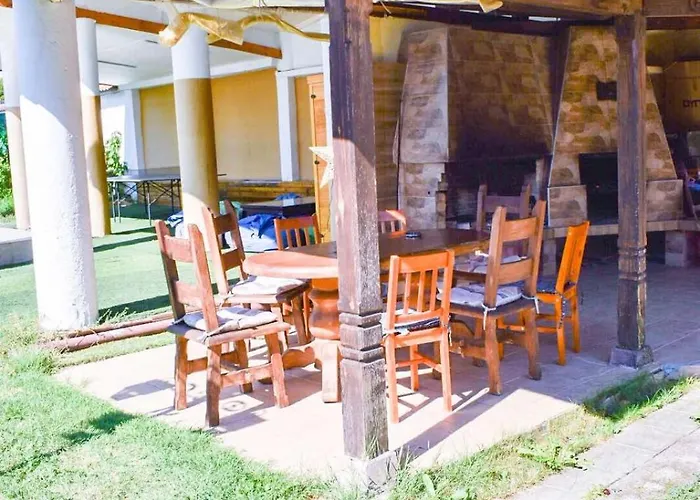 Casafamiglia Villa *